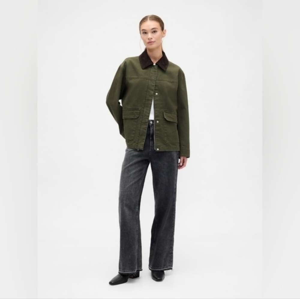 GAP Khaki Utility Jacket with Dark Brown Collar - Picture 3 of 6